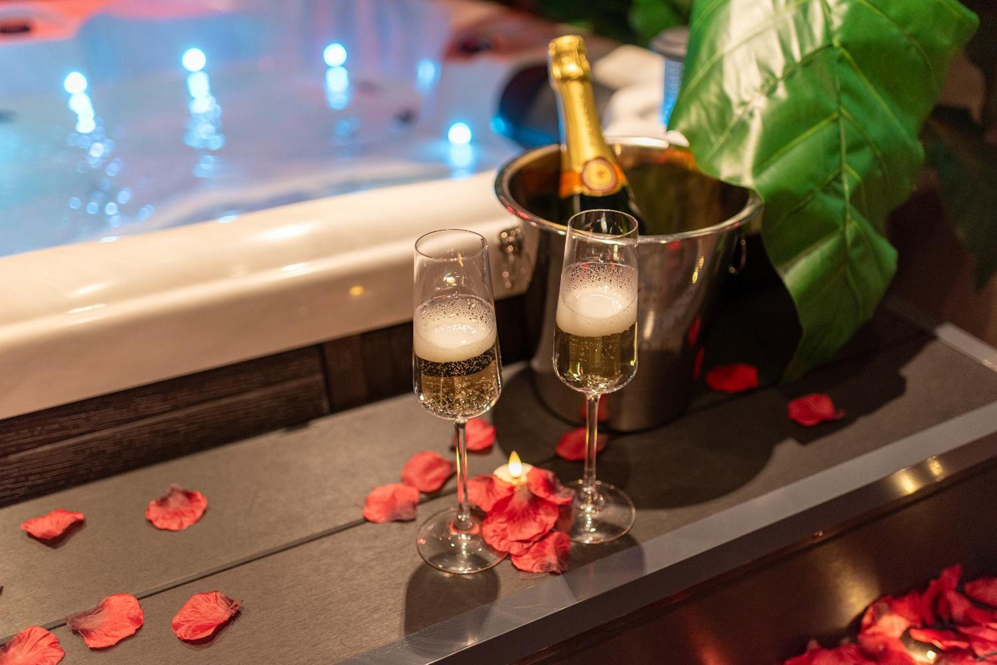 L'Insolite, Spa Privatif Toulouse Ngoại thất bức ảnh